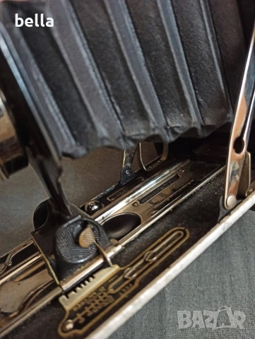 Колекционерски мехов Autographic Kodak Jr. (произведен 1914-1927),и статив, снимка 17 - Антикварни и старинни предмети - 53657340