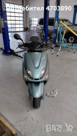 Слюда / стъкло за Yamaha Majesty 125, 150, 180