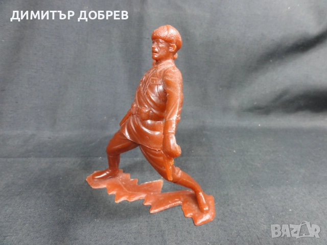 СТАРА РЕТРО СОЦ СССР ПЛАСТМАСОВА ФИГУРКА РУСКИ ВОЙНИК ВСВ, снимка 2 - Колекции - 52712162