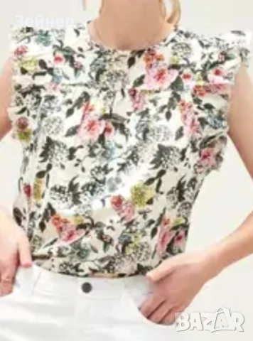 Дамска блузка с флорални мотиви