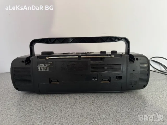 Радио касетофон Nina , снимка 6 - Радиокасетофони, транзистори - 48550122