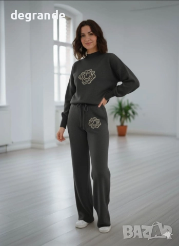 Дамски комплект от фино плетиво, снимка 3 - Комплекти - 52871479