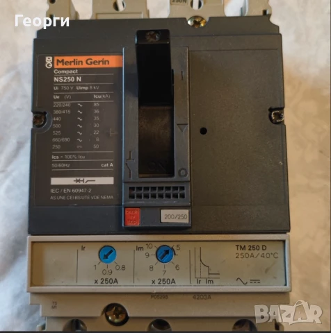 Schneider Electric - Автоматичен прекъсвач Compact NS250N - TMD - 200 A - 3 полюса 3d, снимка 2 - Друга електроника - 51155821