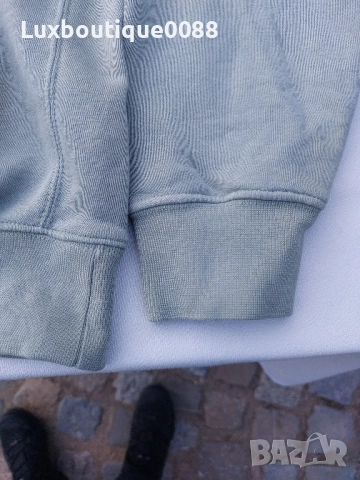 Чисто нов без етикет суичър Nike M, снимка 4 - Суичъри - 52159056