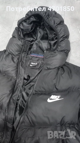 Ново яке nike Stormfit , снимка 2 - Якета - 53013533