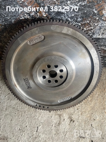 Маховик със зъбен венец, снимка 2 - Индустриална техника - 52907855