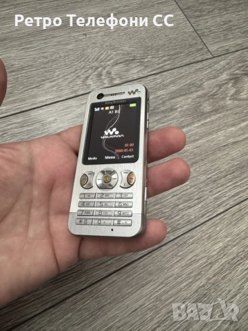 Sony Ericsson W890i Metal Walkman Уникален Отлично запазен, снимка 2 - Sony Ericsson - 55925450