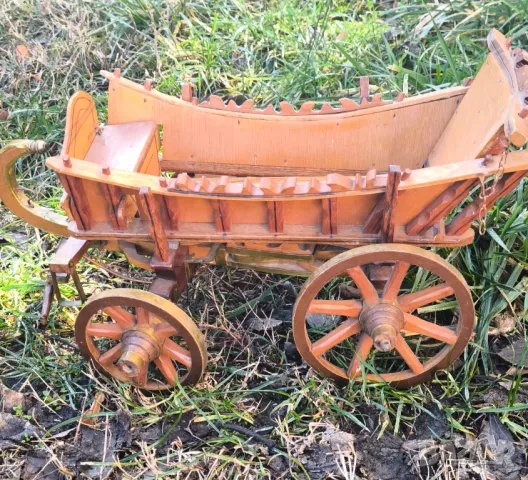 Винтидж дървена каруца , снимка 6 - Антикварни и старинни предмети - 48878455