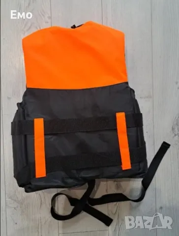 Спасителна жилетка с регулиращи колани и свирка за деца и възрастни , снимка 4 - Водни спортове - 48547703