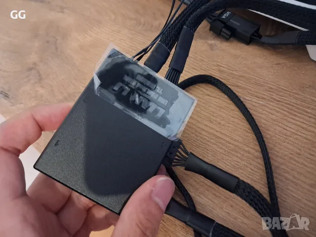 Lian Li TL LCD Reverse Flow 6 pack + controller., снимка 4 - Други - 55944480