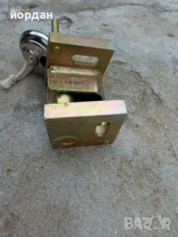 Заключващ механизъм за каравана , снимка 2 - Аксесоари и консумативи - 38803351