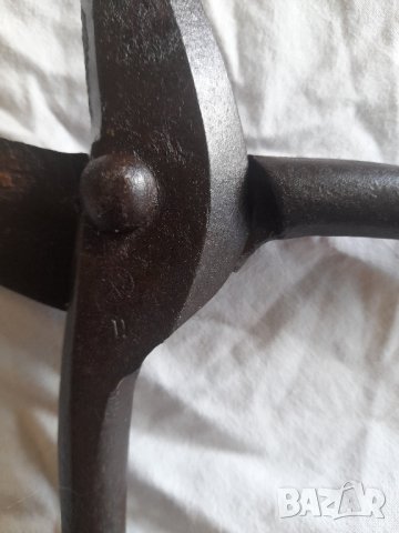 Стара кована ножица за ламарина , снимка 12 - Други ценни предмети - 44198731
