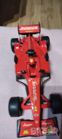 Количка Булид Формула 1 Червена 24 см.Изпращям с куриери при заявка , снимка 1