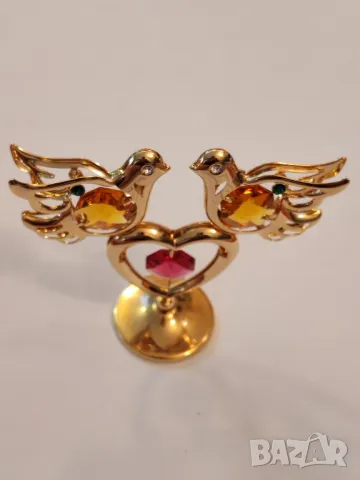 Фигурка, статуетка Влюбени гълъбчета, Сваровски. , снимка 3 - Колекции - 50375428