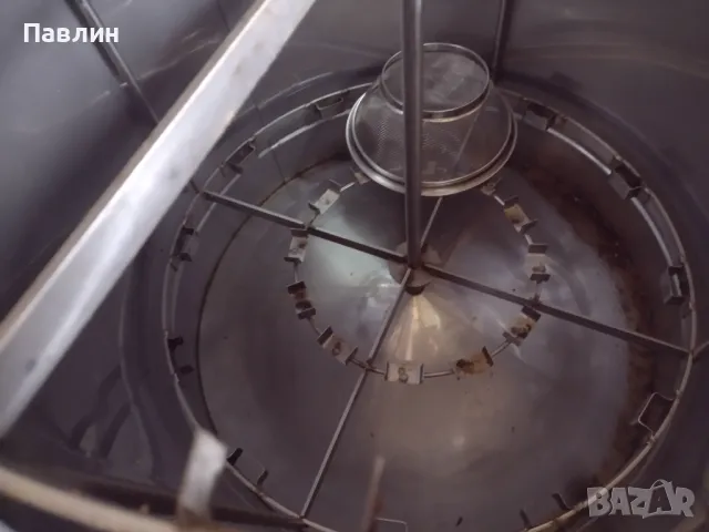 Центрофуга за мед-12 рамкова неръждаема, снимка 4 - За пчели - 49040152