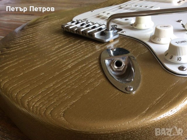 Addiction  Aztec Gold Stratocaster, снимка 2 - Китари - 44507423