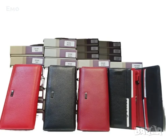 Дамско елегантно портмоне, снимка 5 - Портфейли, портмонета - 48498915