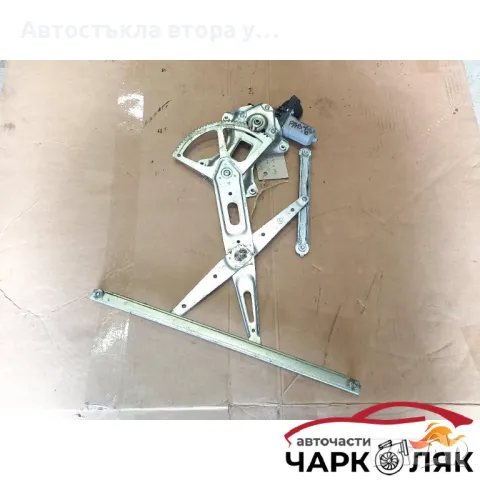 Ел машинка стъкло предна лява Тойота Рав4 2.2дкат (9), снимка 2 - Части - 47892340