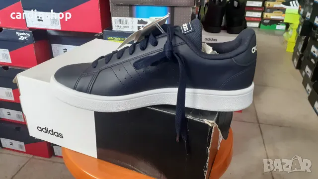 Разпродажба! Adidas оригинални, снимка 3 - Кецове - 50178660