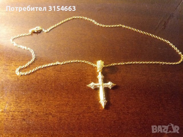 Колие с кръст, снимка 2 - Колиета, медальони, синджири - 39352172
