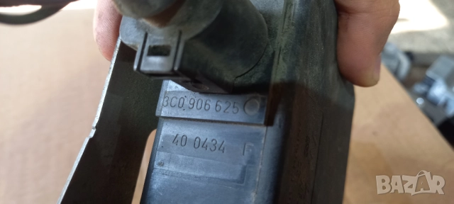 Блок вакуум VW Passat B6, снимка 2 - Части - 51949372