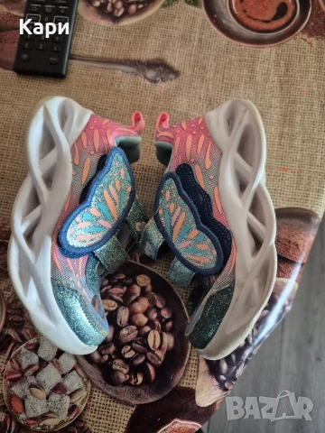 Skechers светещи маратонки 24 номер, снимка 5 - Детски маратонки - 53594031