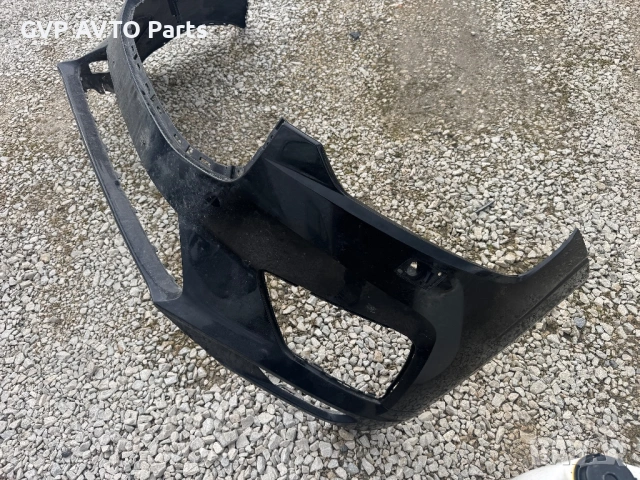 оригинална предна броня Volvo xc 60 2017г, снимка 4 - Части - 53559645