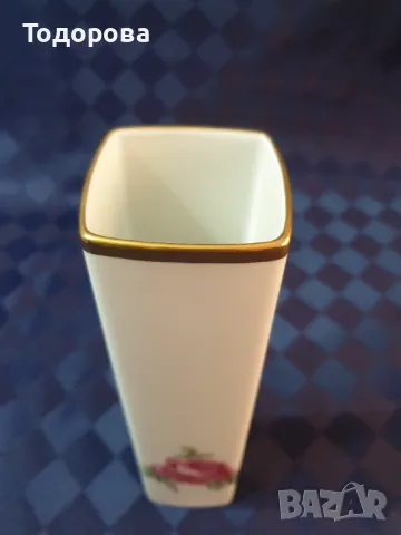 Стилна порцеланова ваза -Бавария, снимка 3 - Вази - 47814418