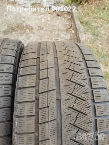 Гуми 255/40/18,около 4 мм. ДОТ3622. 30 лв. двете!, снимка 11 - Гуми и джанти - 47772940