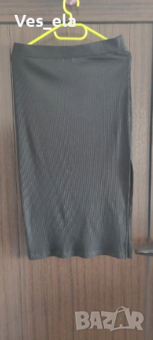 нова черна пола с цепка , снимка 1