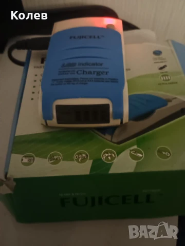 Зарядно у-во за батерии Fujicell, снимка 2 - Друга електроника - 50760379