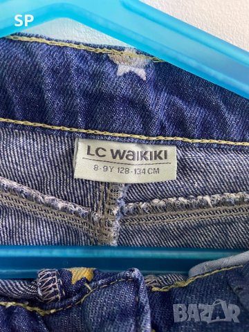 Нови Детски дънки със здездички LC Waikiki, снимка 2 - Детски панталони и дънки - 40049814