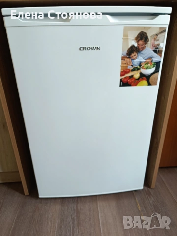 Мини хладилник, почти неизползван, компактен