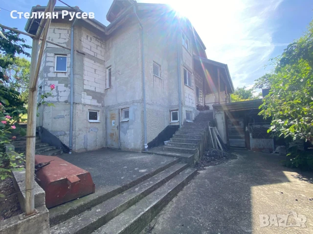 интересна къща / вила в с. Айдемир, Татарица, ул. ”Снежанка” 8, последната пресечка под *трите П* . , снимка 8 - Къщи - 50945348