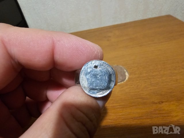 Старинен сребърен  пръстен с монета  1900г половин суверен  Кралица Виктория Мелбърн сребро, снимка 2 - Пръстени - 41729732
