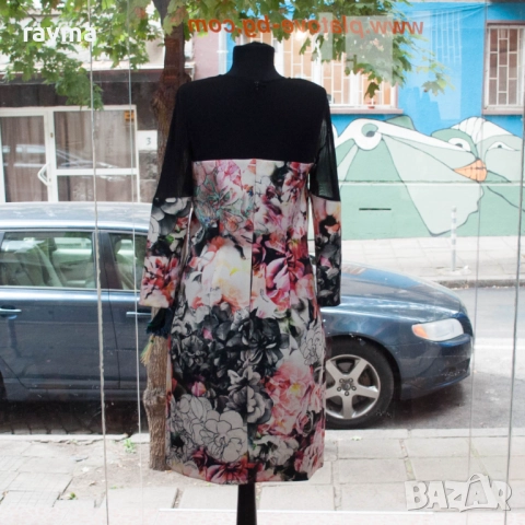 MARCIANO GUESS оригинална елегантна рокля с флорален принт, снимка 7 - Рокли - 51676718