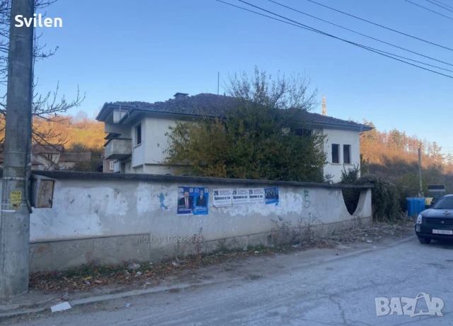 Огромна къща с. Петърница - Плевен, снимка 2 - Къщи - 51256195