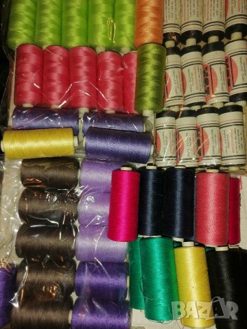 Цветни макари за шиене, снимка 2 - Други стоки за дома - 39051460