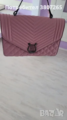 Дамска чанта , снимка 2 - Чанти - 47658082