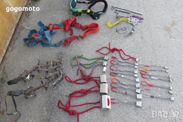 ЛОТ Екипировка, алпийска, алпиниска ЗА КАТЕРЕНЕ, АЛПИНИЗЪМ, ТУРИЗЪМ И СПЕЛЕОЛОГИЯ, карабинер, PETZL, снимка 1