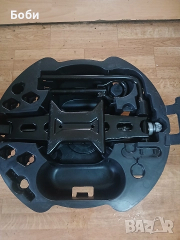 Органайзер с инструменти дачия рено нов, снимка 9 - Аксесоари и консумативи - 52828096