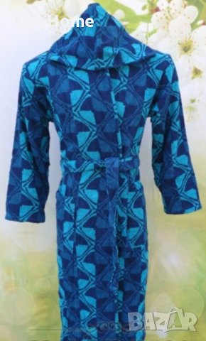 Халати на Яна Панагюрище , снимка 2 - Хавлиени кърпи - 41748462