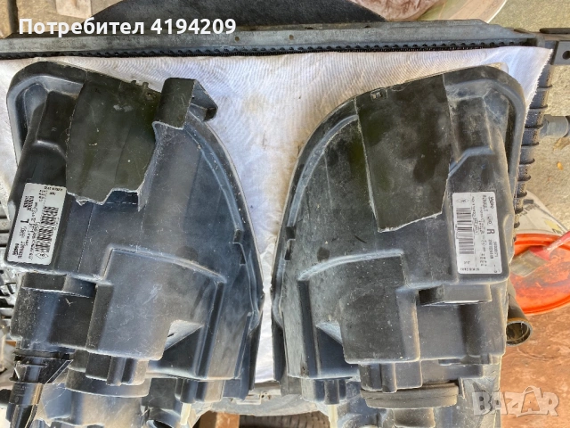 Дачия докер ляв и десен фар забележка , снимка 2 - Части - 53480539