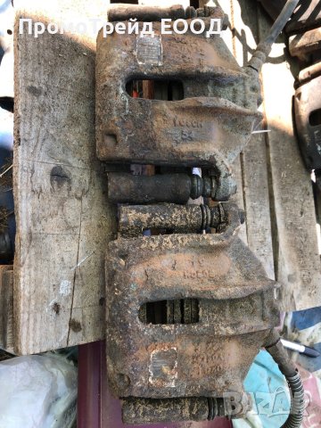 Предни спирачни апарати (спирачен апарат Пежо 307) Peugeot 307, снимка 3 - Части - 41804122