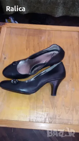 Обувки от естествена кожа