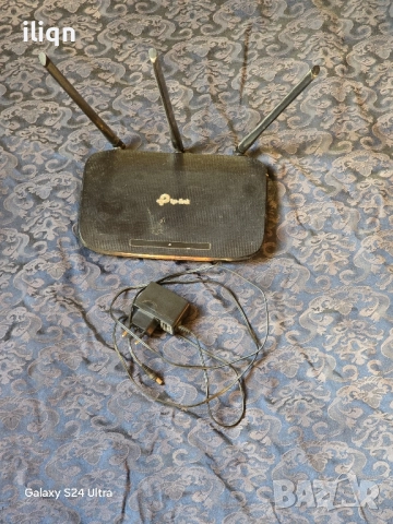 Работещ рутер с 3 антени. Разгледайте , снимка 2 - Рутери - 52065067