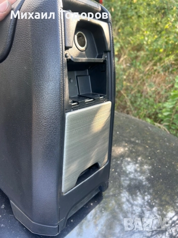 Подлакътник Волво ХС90, снимка 6 - Аксесоари и консумативи - 51460636