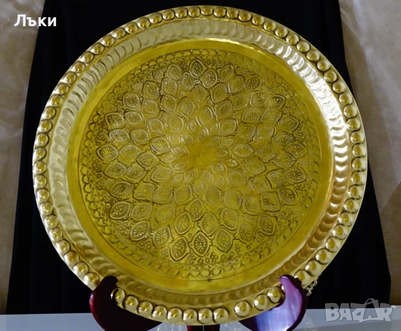 Бронзов поднос 35 см.,500 гр.,богата орнаментика. , снимка 3 - Антикварни и старинни предмети - 52406102