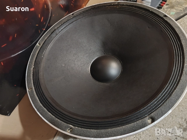 Мощен 18" инчов говорител 500 вата 8 ома 