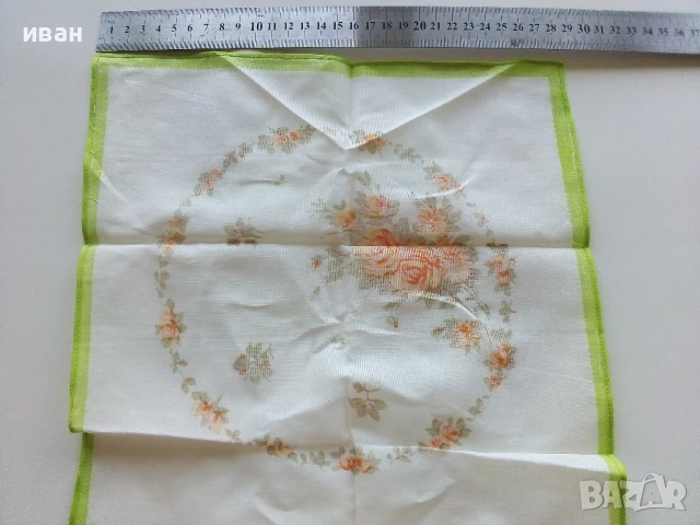 Стари,неупотребявани носни кърпи 1, снимка 3 - Колекции - 50682478